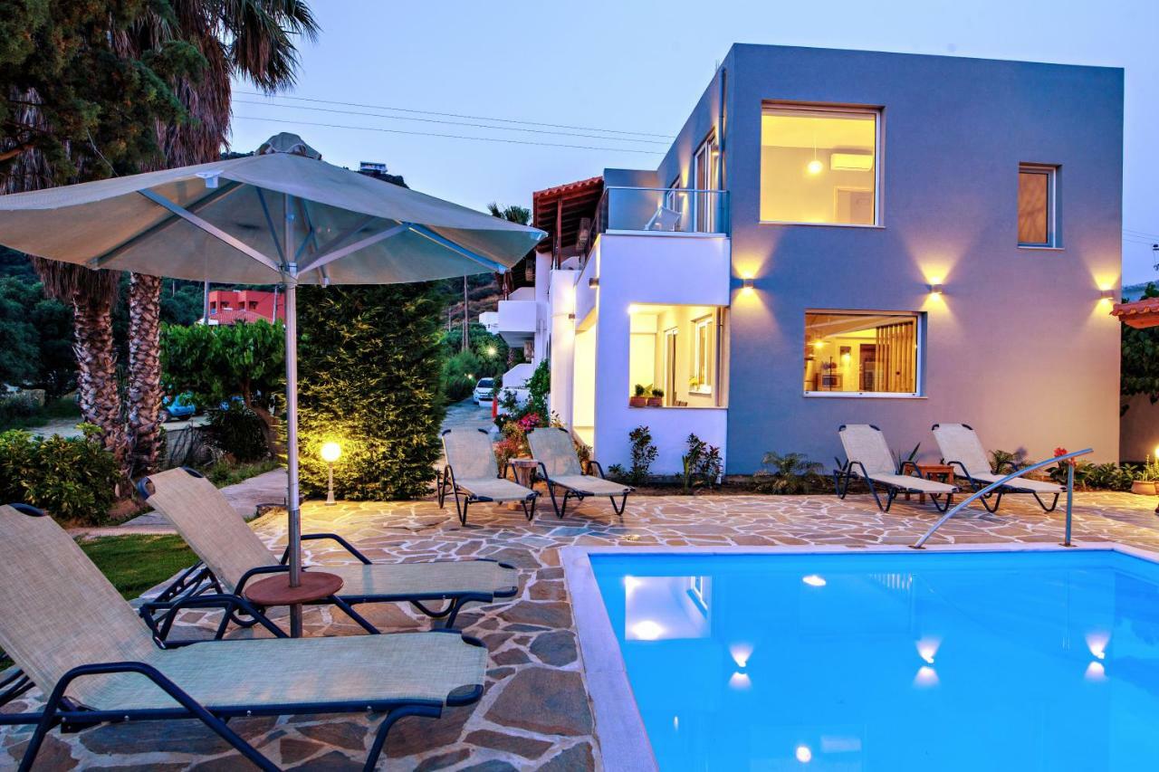 Irida Guesthouse By The Pool Plakiás Eksteriør bilde